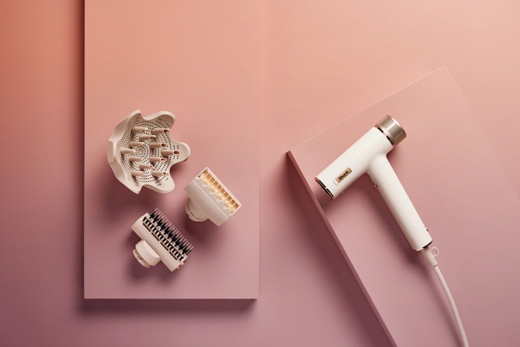 Shark-HD300Series-StillLife-MainUnit-DiffuseStylingBrush-PolisheOff